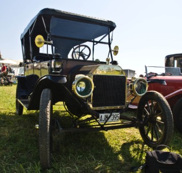 13 Model :- Ford from USA , built in 1914
