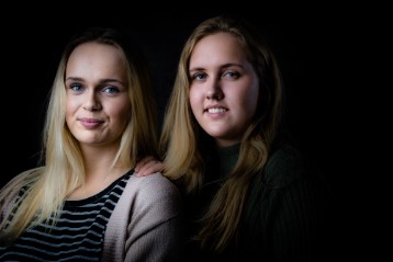 _DSC0527 Annika Mathiesen and her friend Lara